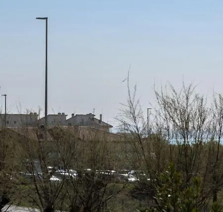 Beautiful New Ocean Facing *