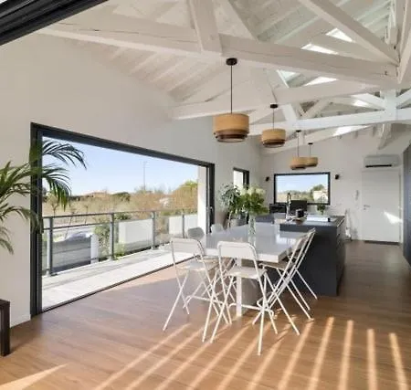 Beautiful New Ocean Facing