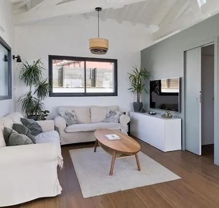 Beautiful New Ocean Facing Villa Anglet