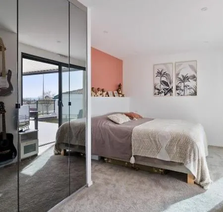 Beautiful New Ocean Facing Anglet