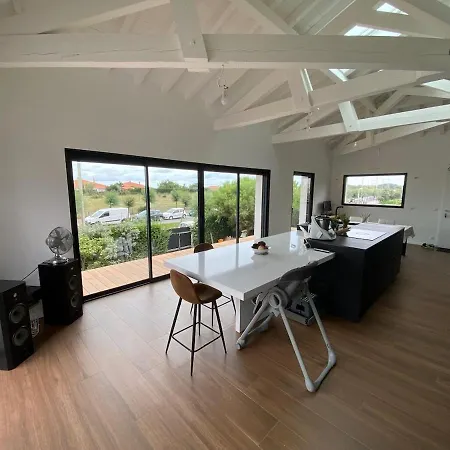 Beautiful New Ocean Facing Villa Anglet