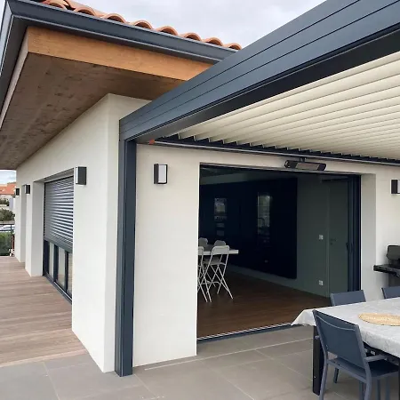 Beautiful New Ocean Facing Anglet