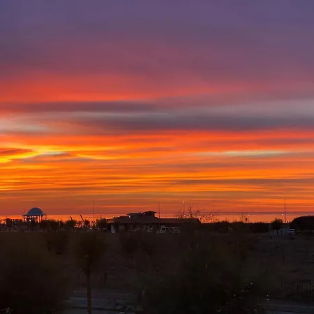 Beautiful New Ocean Facing *