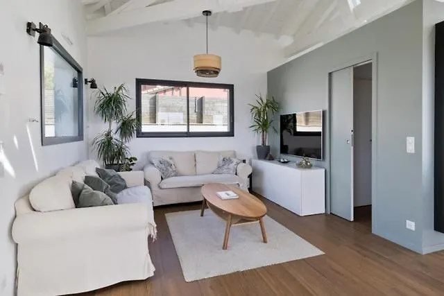 Beautiful New Ocean Facing Villa Anglet