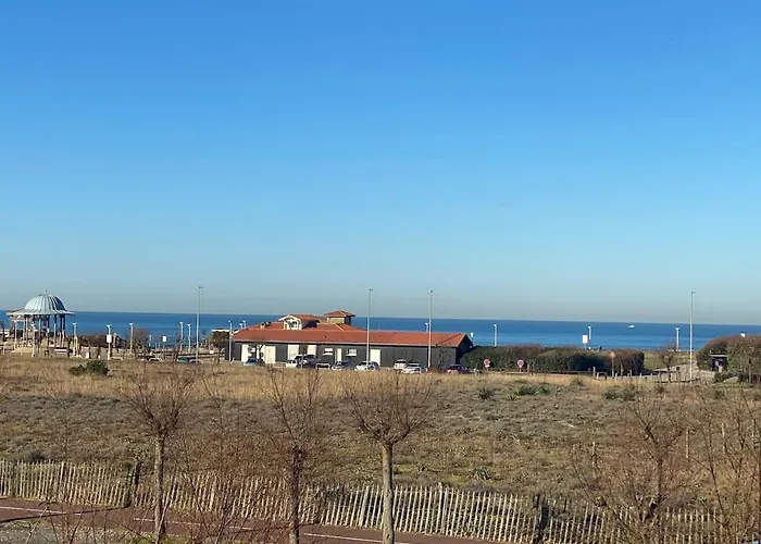 Beautiful New Ocean Facing Villa *