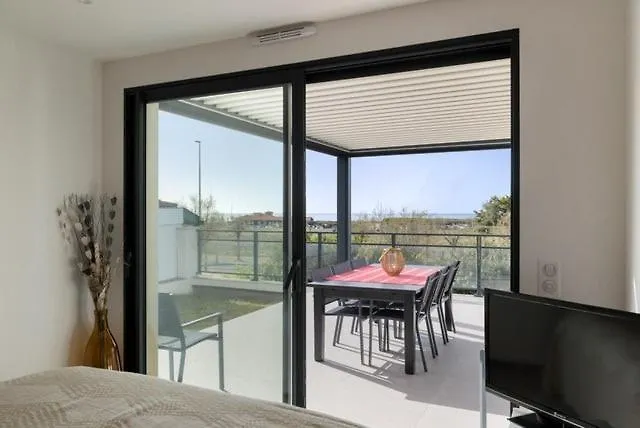 Villa Beautiful New Ocean Facing *